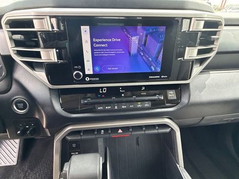 Used 2022 Toyota Tundra SR5 AWD/4WD image 28