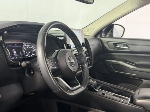 Used 2022 Nissan Pathfinder SL w/ SL Premium Package image 21