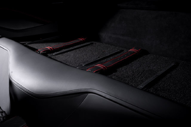 Certified 2020 Ferrari 812 Superfast RWD image 24