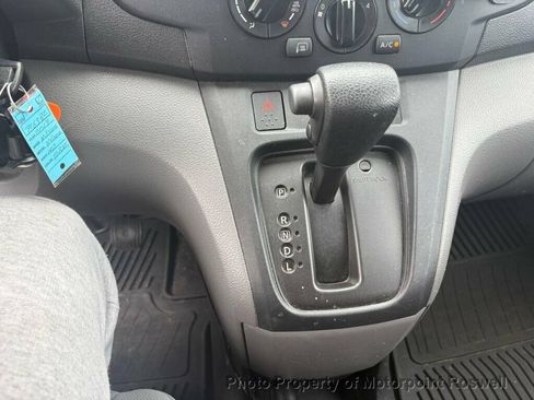 Used 2017 Nissan NV200 SV FWD image 23