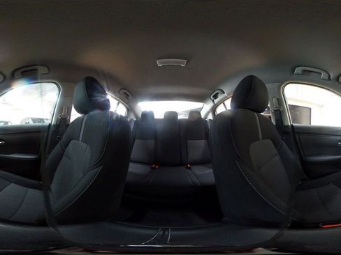 Used 2025 Nissan Sentra SV image 40