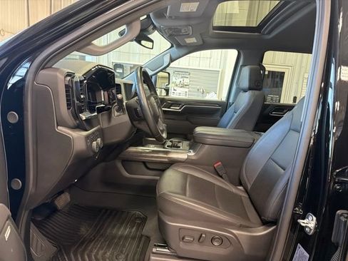 Used 2025 Chevrolet Silverado 3500 LTZ w/ LTZ Plus Package AWD/4WD image 10
