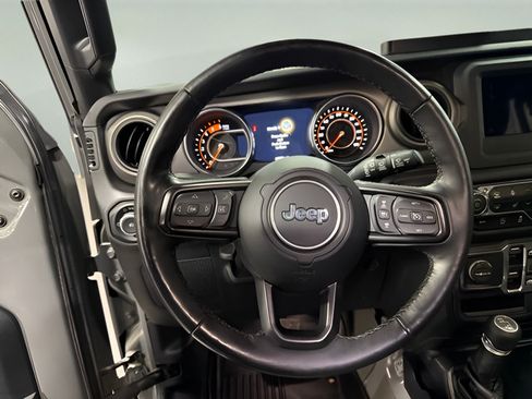 Used 2020 Jeep Wrangler Unlimited Sport AWD/4WD image 7