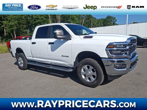 Used 2026 RAM 2500 Big Horn AWD/4WD image 1