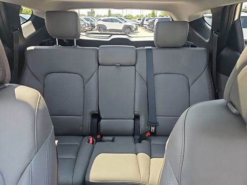 Used 2017 Hyundai Santa Fe Sport w/ 2.4L Tech Package 04 AWD/4WD image 28