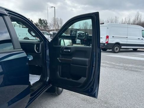 Used 2022 Chevrolet Silverado 1500 RST image 45