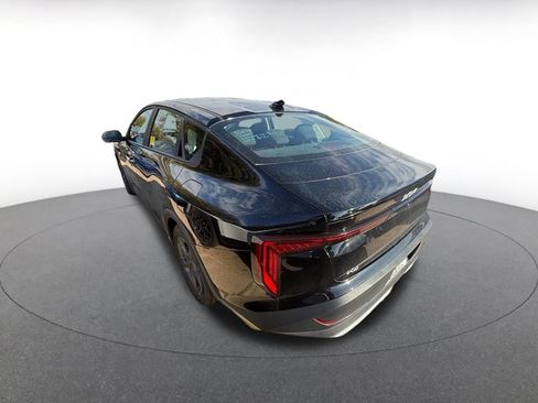 Used 2025 Kia K4 LXS image 3