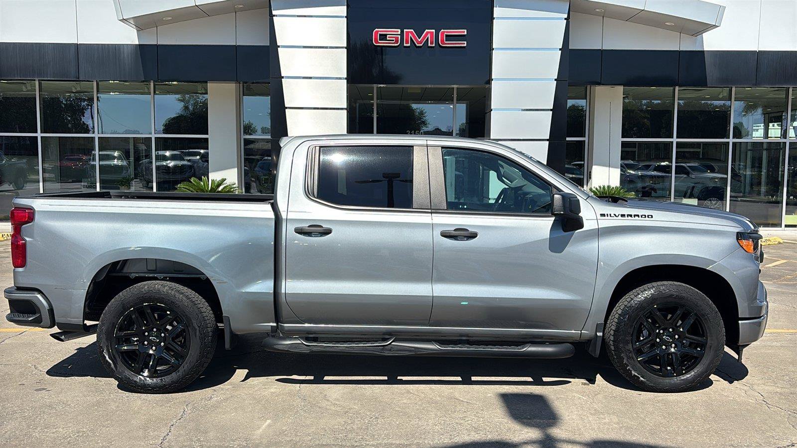 Certified 2024 Chevrolet Silverado 1500 Custom w/ Turbomax Blackout Package RWD image 9