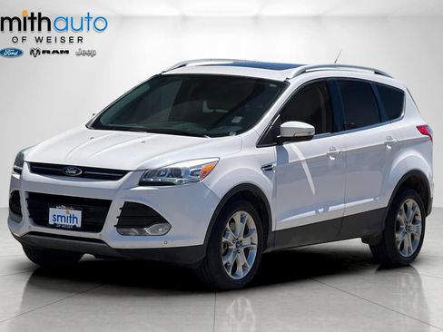 Used 2014 Ford Escape Titanium w/ Equipment Group 401A AWD/4WD image 9