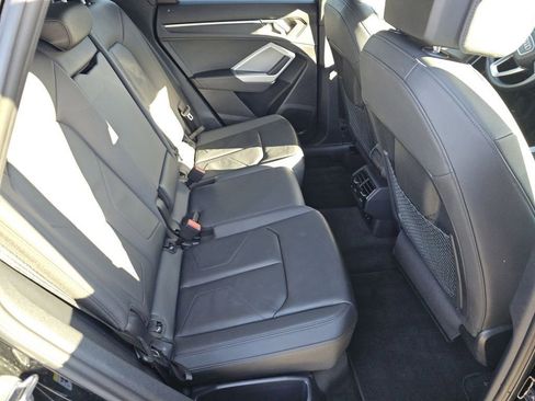 Used 2022 Audi Q3 2.0T Premium w/ Convenience Package image 13