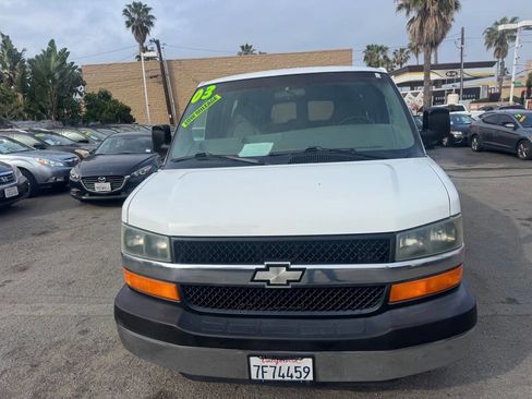 Used 2003 Chevrolet Express 3500 Extended Passenger w/ LS Preferred Equipment Group RWD image 3