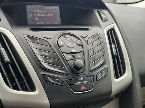 Used 2012 Ford Focus SE FWD image 23