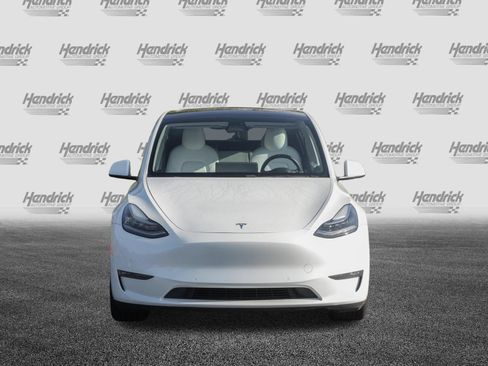 Used 2020 Tesla Model Y Long Range AWD/4WD image 3