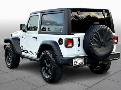 Used 2021 Jeep Wrangler Sport image 11
