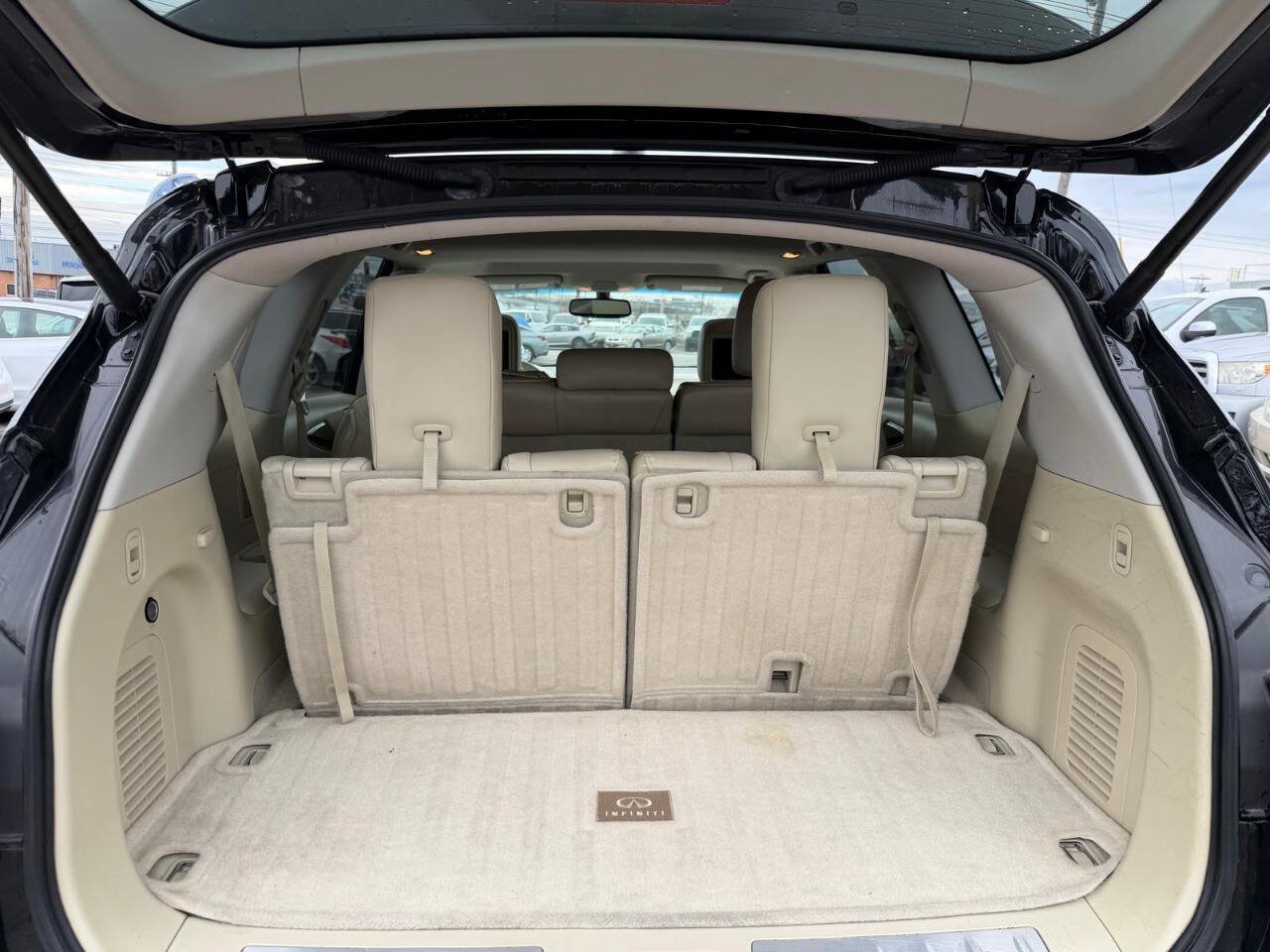Used 2013 INFINITI JX35 AWD w/ Premium Pkg image 19