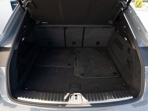 Certified 2025 Porsche Cayenne GTS image 22