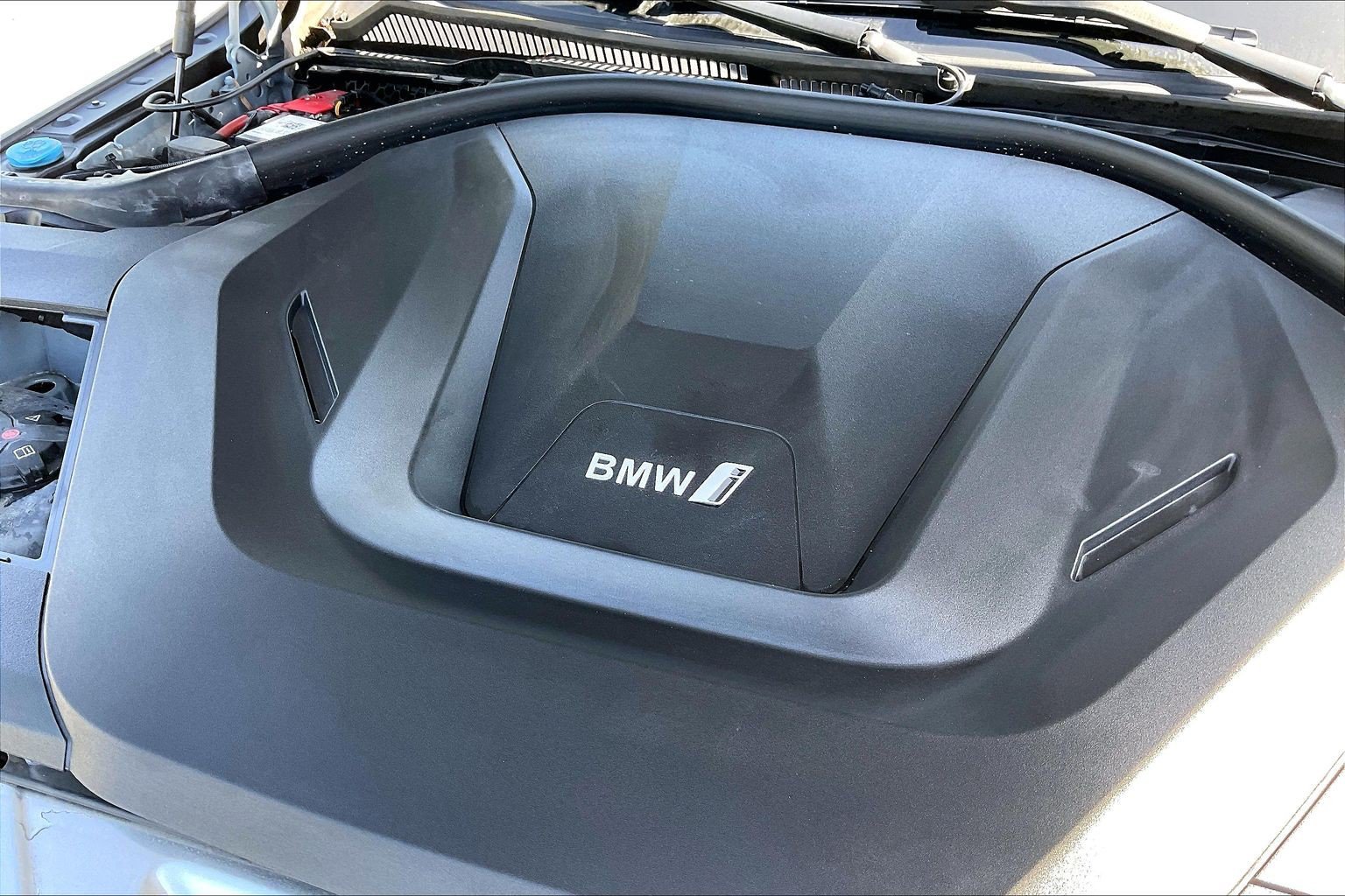 Used 2024 BMW i4 eDrive40 w/ M Sport Package RWD image 30