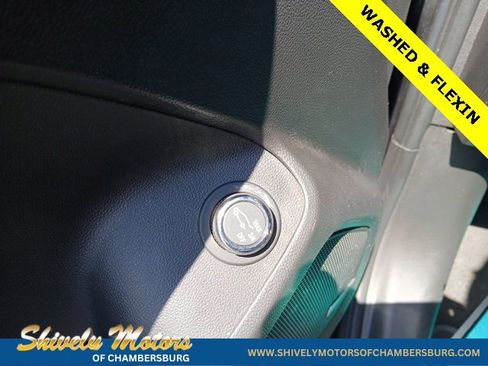 Used 2022 Chevrolet TrailBlazer RS w/ Sun and Liftgate Package image 29