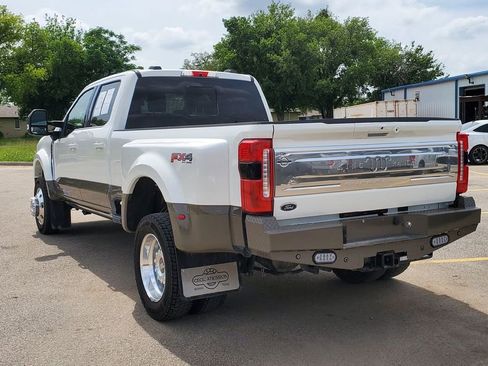 Certified 2026 Ford F450 King Ranch w/ FX4 Off-Road Package AWD/4WD image 31