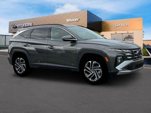 New 2025 Hyundai Tucson Limited AWD/4WD image 10