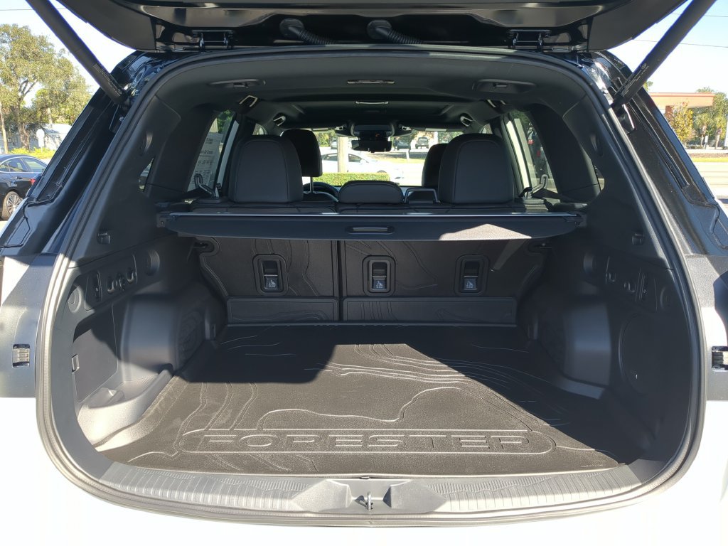 New 2026 Subaru Forester Touring AWD/4WD image 10