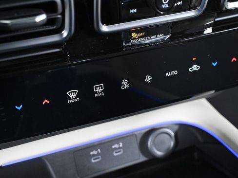 New 2026 Nissan Sentra SL w/ Floor Mat Package image 14