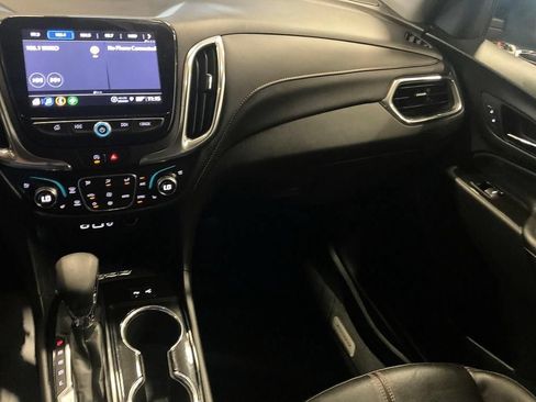 Used 2022 Chevrolet Equinox Premier AWD/4WD image 5