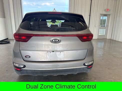 Used 2021 Kia Sportage LX w/ LX AWD Popular Package image 4