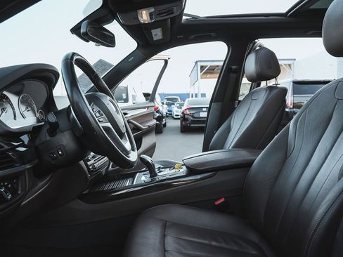 Used 2018 BMW X5 xDrive35i image 15