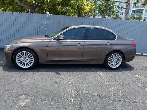Used 2013 BMW 328i Sedan RWD image 11