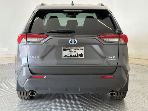 Used 2023 Toyota RAV4 XLE Premium AWD/4WD image 10