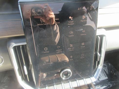 New 2026 GMC Acadia Denali Ultimate image 18