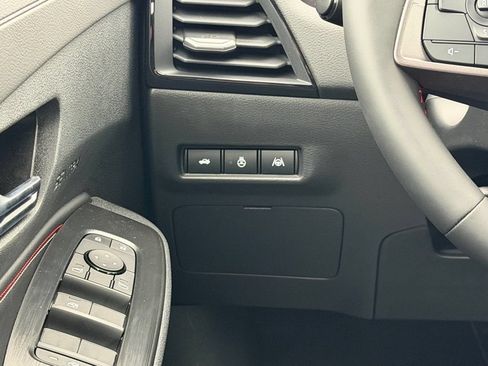 New 2026 Nissan Sentra SR w/ SR Premium Package FWD image 24