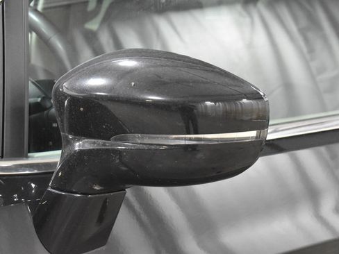 Used 2022 Chrysler Pacifica Touring-L FWD image 34