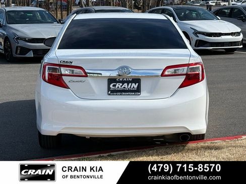 Used 2014 Toyota Camry XLE image 6
