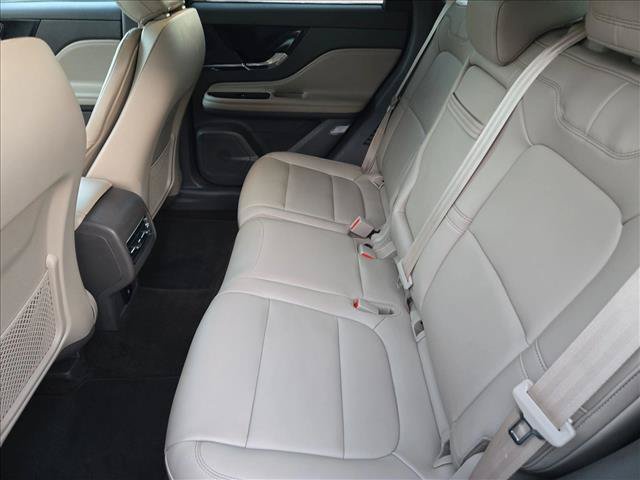 Used 2023 Lincoln Corsair FWD image 19