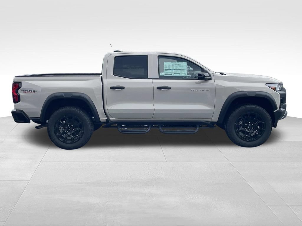 New 2026 Chevrolet Colorado Trail Boss AWD/4WD image 2
