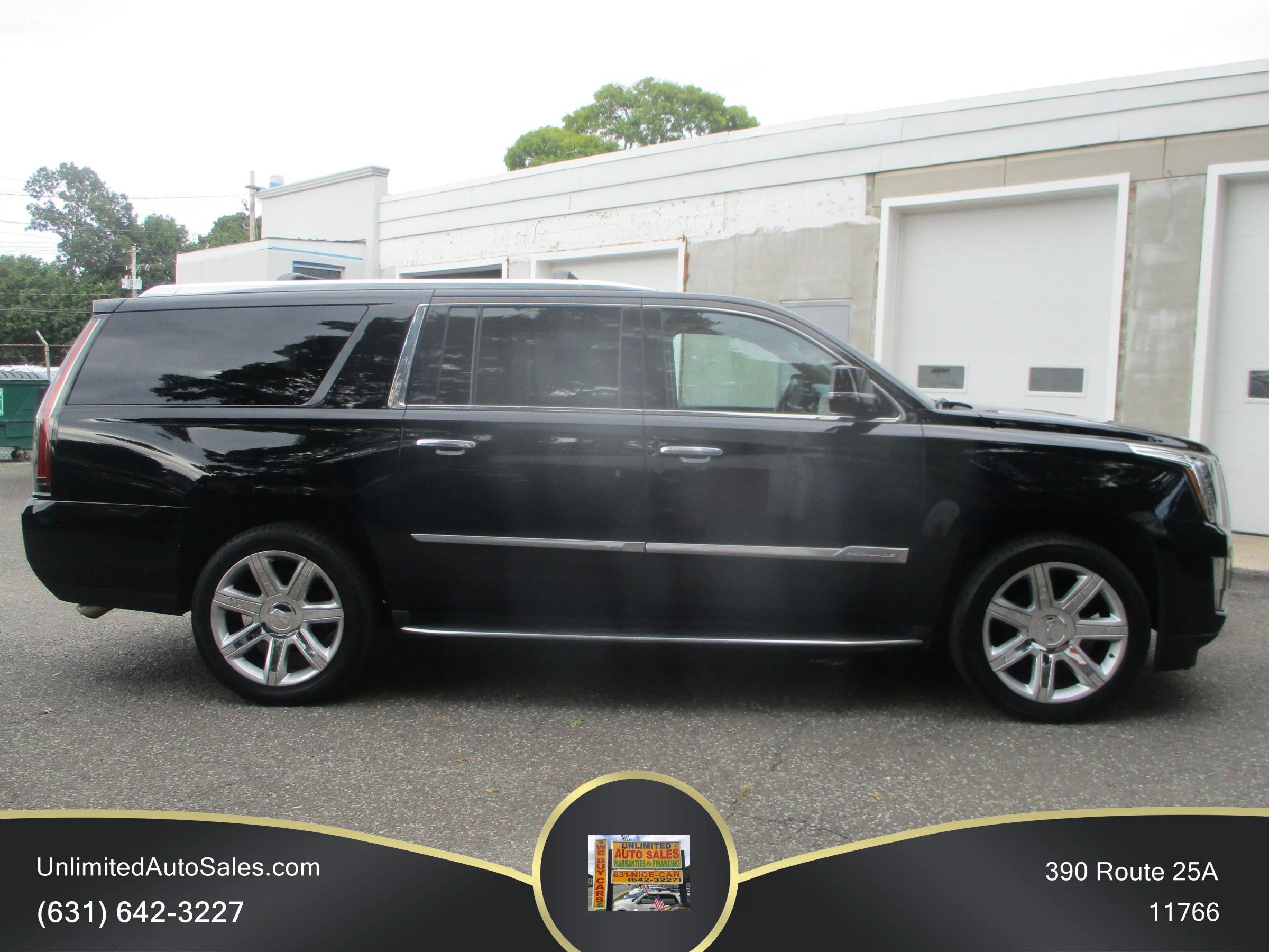 Used 2016 Cadillac Escalade ESV Luxury AWD/4WD image 4