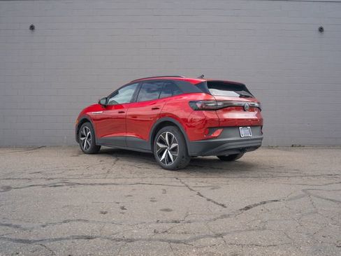 Used 2023 Volkswagen ID.4 Pro S AWD/4WD image 3