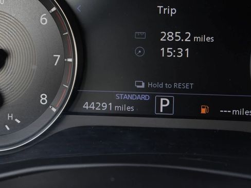 Certified 2023 INFINITI QX50 Luxe image 12