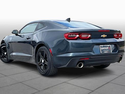 Used 2021 Chevrolet Camaro LT RWD image 12