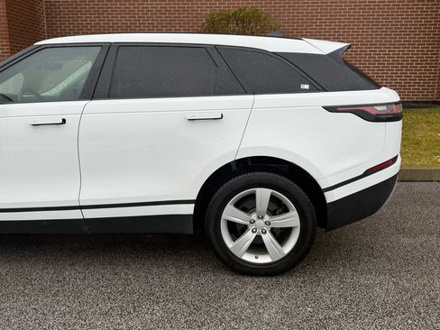 Used 2018 Land Rover Range Rover Velar S image 9