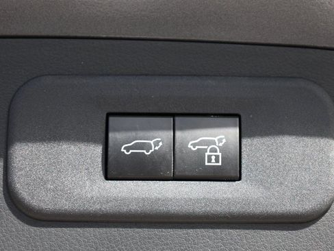 Used 2023 Lexus NX 250 FWD w/ Towing Package (2000 Lbs) image 9