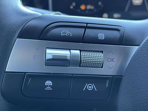 Certified 2025 Hyundai Tucson Limited image 21