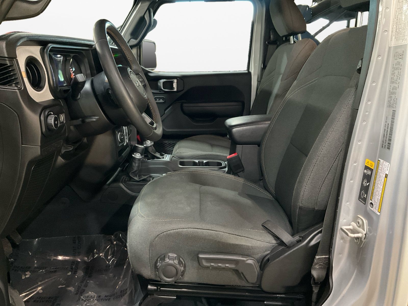 Used 2024 Jeep Wrangler Unlimited Sport AWD/4WD image 10