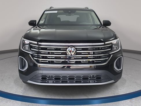 Certified 2025 Volkswagen Atlas SEL AWD/4WD image 2