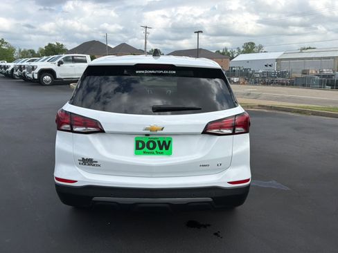 Used 2024 Chevrolet Equinox LT image 32
