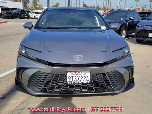 Certified 2025 Toyota Camry SE image 7