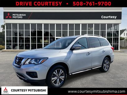 Used 2020 Nissan Pathfinder SV