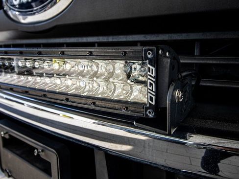 Used 2017 Ford F250 XLT w/ XLT Premium Package image 8